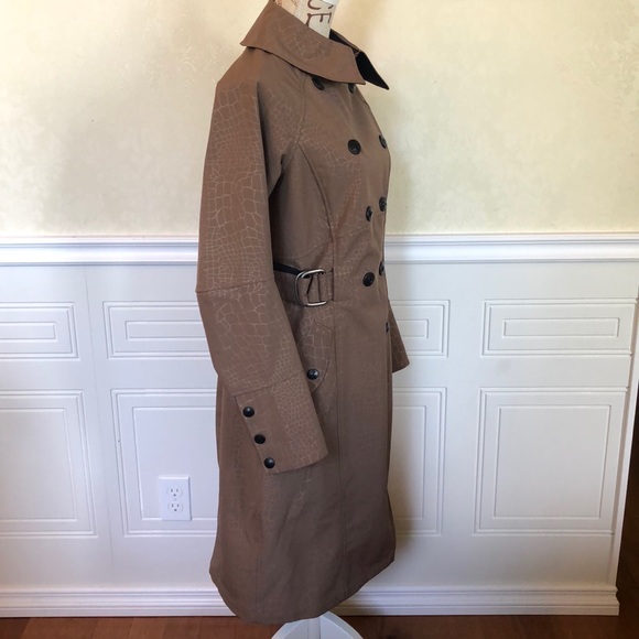 Colombia Soft Shell Trench coat - Picture 4 of 9